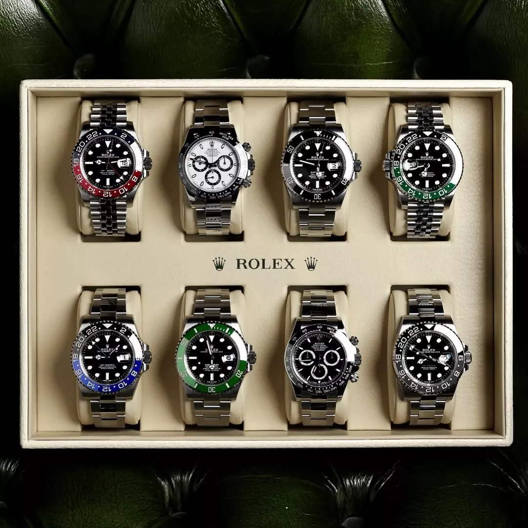 主要收購品類： 勞力士 (Rolex)：迪通拿 Daytona (Ref. 116500LN熊貓迪、116508綠金迪、Ref. 6263/6239古董手動上鏈款)、潛航者 Submariner (116610LV綠水鬼、舊裝單紅字水鬼 Ref.1680)、格林尼治 GMT-Master II (雪莉圈、可樂圈、左的雪碧圈)；百達翡麗 (PP)：鸚鵡螺 Nautilus (5711/1A、5712、5980)、手雷 Aquanaut；愛彼 (AP)：皇家橡樹 15202/15500系列。

名錶回收詳情 →